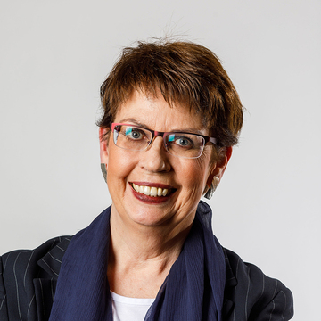 Birgit Honé - Ministerin für Bundes- und Europaangelegenheiten und Regionale Entwicklung